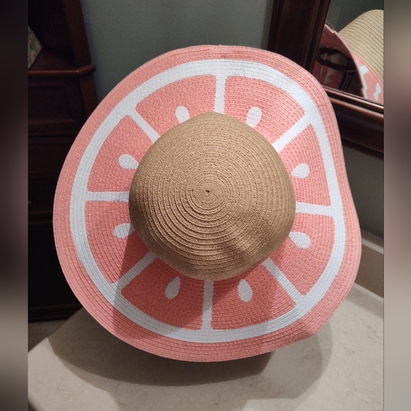 NWT Pink and Tan Grapefruit Floppy Sun Hat main image 4